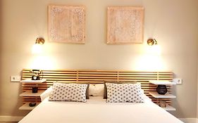 80S Loft Vintage 15' Malaga Airport Free Guest Parking